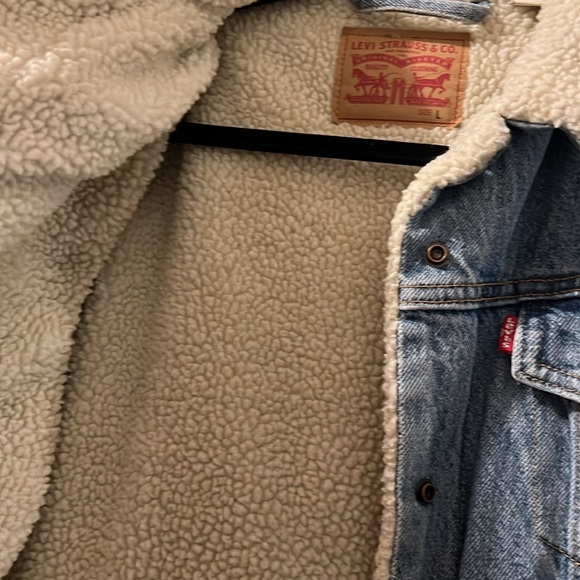 Levi’s denim jacket - Picture 3 of 5